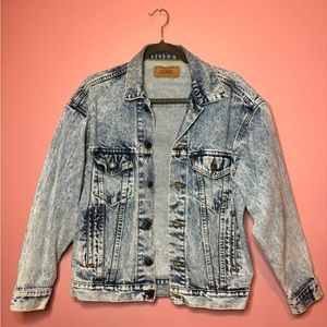 Vintage acid wash denim Levi’s jacket